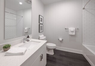 601 E Pete Rose Way in Cincinnati, OH - Building Photo - Building Photo