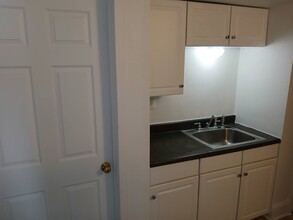 303 W Lawrence St in Mishawaka, IN - Building Photo - Building Photo