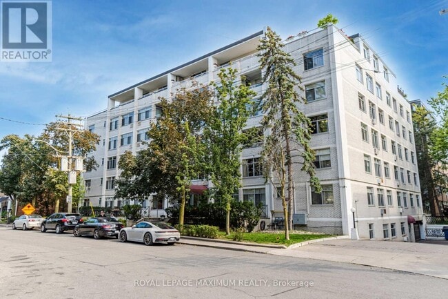 property at 335 Lonsdale Rd