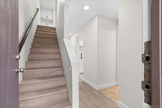 748 N 3rd St, Unit Q in El Cajon, CA - Foto de edificio - Building Photo