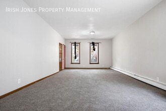 138 Weimar St in Buffalo, NY - Foto de edificio - Building Photo