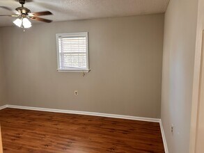 406 Rutland Rd in Tifton, GA - Building Photo - Building Photo