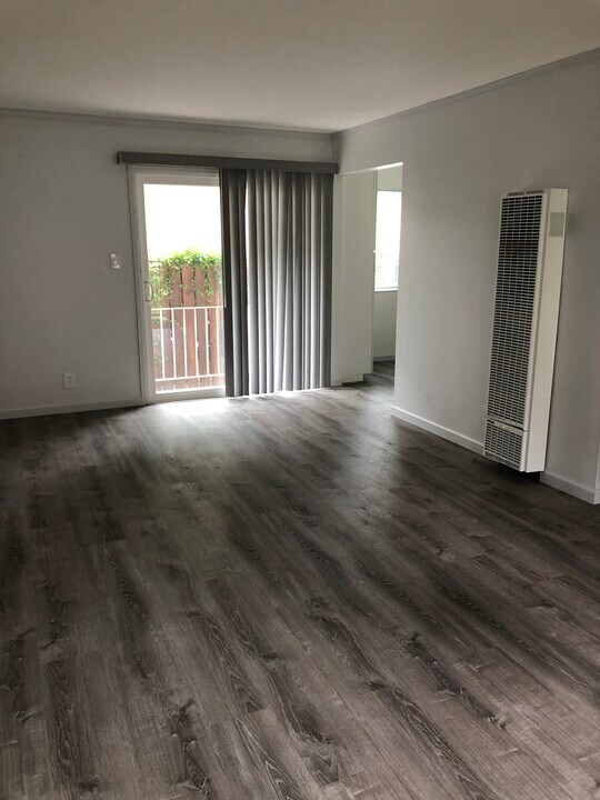4235 Montgomery St, Unit B in Oakland, CA - Foto de edificio