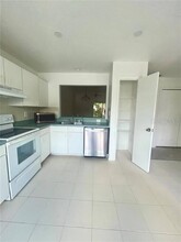 2184 Cypress Bay Blvd in Kissimmee, FL - Building Photo - Building Photo