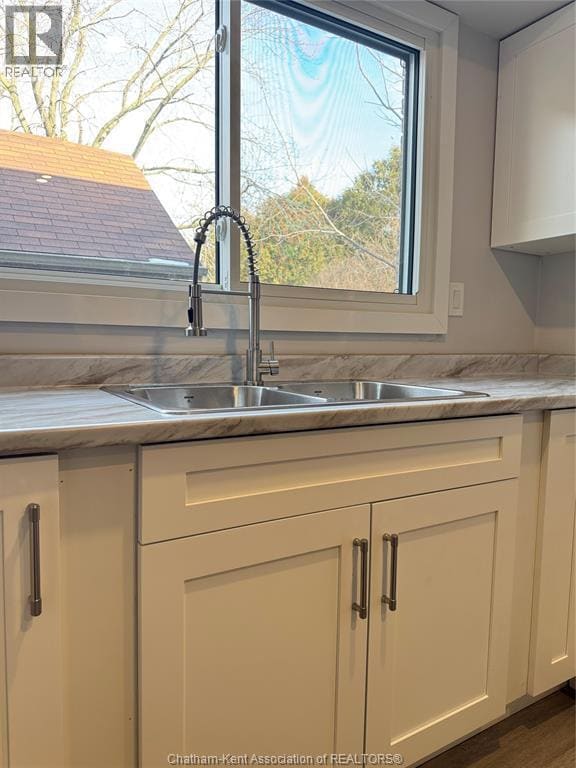 140 Harvey St in Chatham, ON - Building Photo - Building Photo