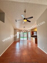 2621 W Camino Del Deseo in Tucson, AZ - Building Photo - Building Photo