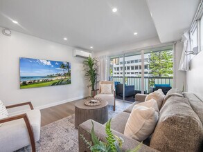 2464 Prince Edward St in Honolulu, HI - Building Photo - Building Photo