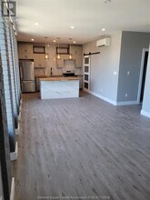 465 Erie St E in Windsor, ON - Building Photo - Building Photo