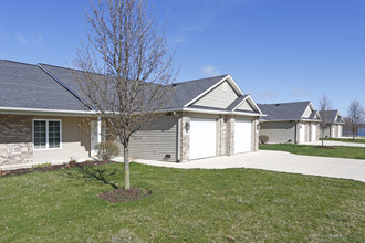 Gardens of Southwest Senior Villas in Fort Wayne, IN - Building Photo - Building Photo