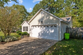 104 Monterey Cir in New Bern, NC - Building Photo - Building Photo