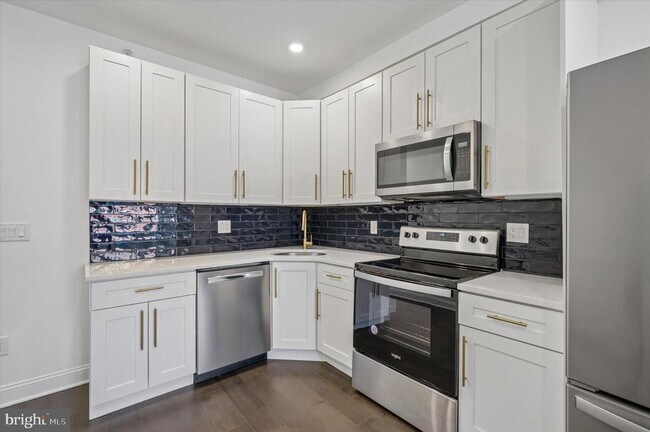 3958 Mt Vernon St in Philadelphia, PA - Building Photo - Building Photo