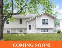 1909 SW 5th St in Lee's Summit, MO - Building Photo