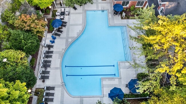 The Estates at Brentwood in Brentwood, TN - Foto de edificio - Building Photo