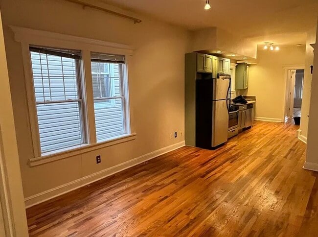 108 Duncan Ave in Jersey City, NJ - Building Photo - Building Photo