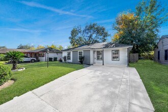 3926 Florinda St in Houston, TX - Building Photo - Building Photo