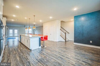 44764 Tiverton Sq in Ashburn, VA - Building Photo - Building Photo