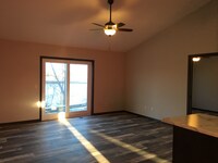 555 Roosevelt St S photo'