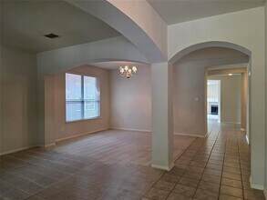 6000 Mariposa Dr in McKinney, TX - Building Photo - Building Photo