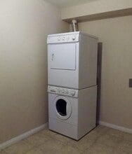 Niven Lake Apartments in Yellowknife, NT - Building Photo - Building Photo