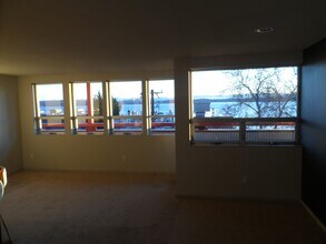 335 Lakeside Ave S, Unit HEART OF LESCHI in Seattle, WA - Building Photo - Building Photo