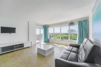 3000 E Sunrise Blvd, Unit 8D in Fort Lauderdale, FL - Building Photo - Building Photo