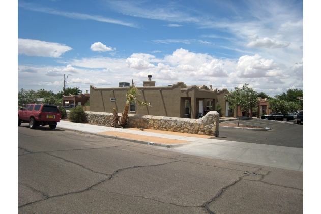 1810 Payne St in Las Cruces, NM - Building Photo - Building Photo