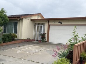 1262 Turtlerock Dr in San Jose, CA - Building Photo - Building Photo