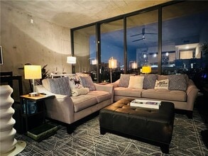 480 John Wesley Dobbs Ave NE in Atlanta, GA - Foto de edificio - Building Photo