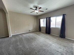 8927 Balsam Glade Rd NW in Albuquerque, NM - Building Photo - Building Photo