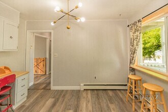 1735 Bridgewater Dr in Fairbanks, AK - Building Photo - Building Photo