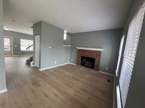 307 Ramsey Dr in Romeoville, IL - Building Photo - Building Photo