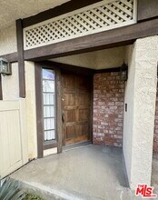 22525 Sherman Way in Los Angeles, CA - Building Photo - Building Photo