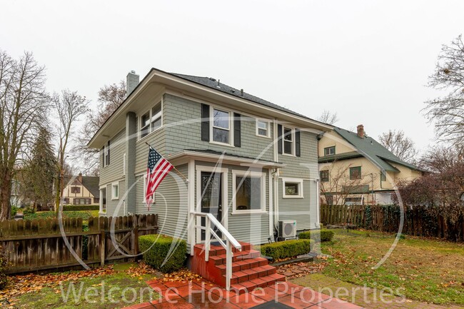 917 Bonnie Brae St in Walla Walla, WA - Building Photo - Building Photo