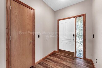 514 N Ellen St in Nixa, MO - Building Photo - Building Photo