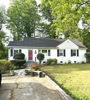 8709 Avalon Dr in Richmond, VA - Building Photo