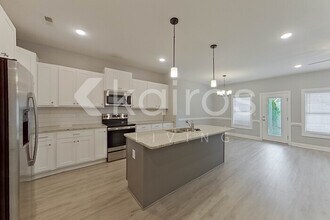 3709 Oak Leaf Way in Greenville, NC - Foto de edificio - Building Photo