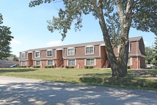 39499 Muffatt St in Harrison Township, MI - Building Photo