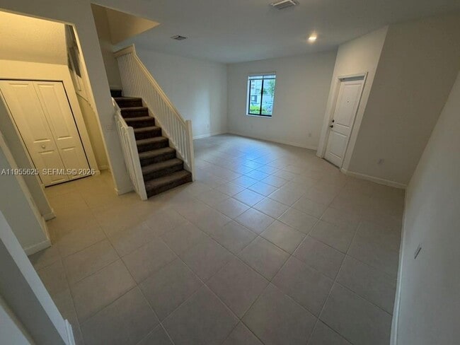 21001 NE 8th Ave in Miami, FL - Building Photo - Building Photo