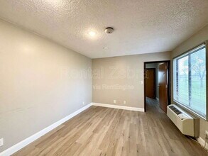 3745 Hospital Rd in Atwater, CA - Building Photo - Building Photo