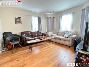 5 Curtis St, Unit 1 in Somerville, MA - Building Photo - Building Photo