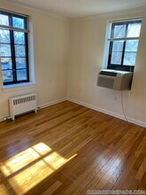 60 Brattle St, Unit 302 in Cambridge, MA - Foto de edificio - Building Photo