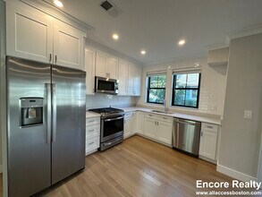 295 Lamartine St in Boston, MA - Foto de edificio - Building Photo