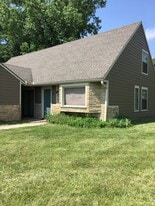 207 Wisconsin St in Lawrence, KS - Building Photo