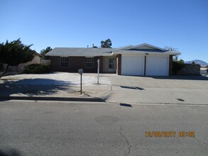 3341 Wayside St in El Paso, TX - Building Photo - Building Photo