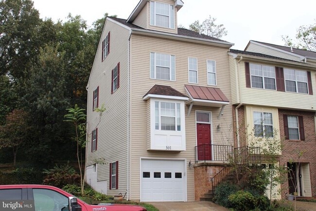 property at 301 Shaw Ct