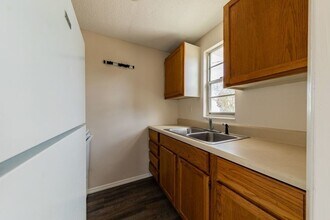 907 Lake Jessie Dr in Winter Haven, FL - Building Photo - Building Photo