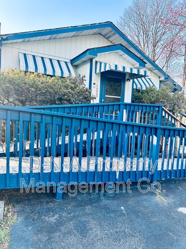 property at 1228 Allegheny Dr