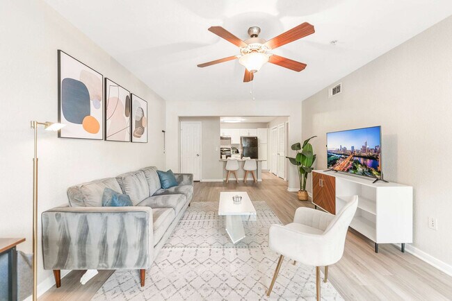 property at 1301 Crossing Pl