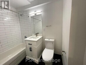 600 Eglinton Ave W in Toronto, ON - Building Photo - Building Photo