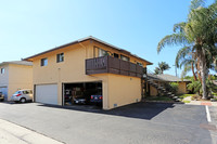 16642 Goldenwest St in Huntington Beach, CA - Building Photo - Building Photo